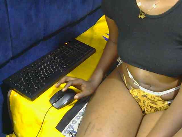 Nyangisexy1