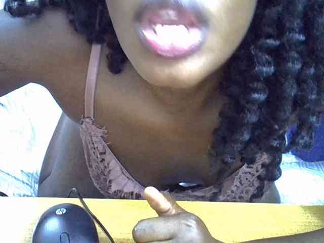 Nyangisexy1
