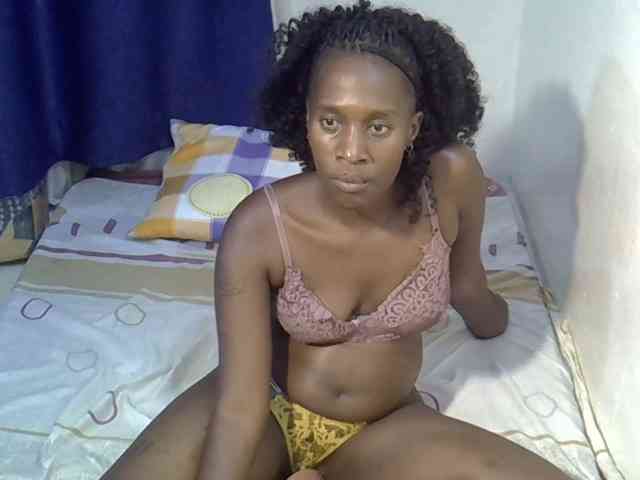 Nyangisexy1 webcam