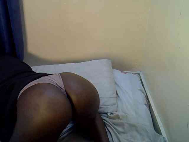 Model: Nyangisexy1