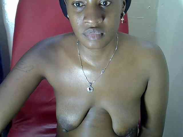Nyangisexy1
