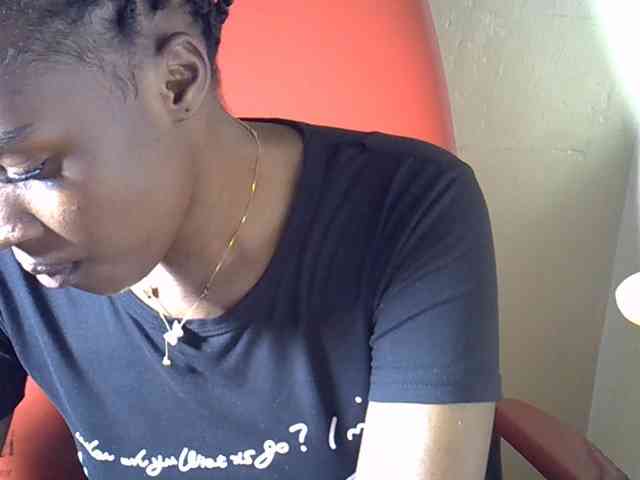 Nyangisexy1