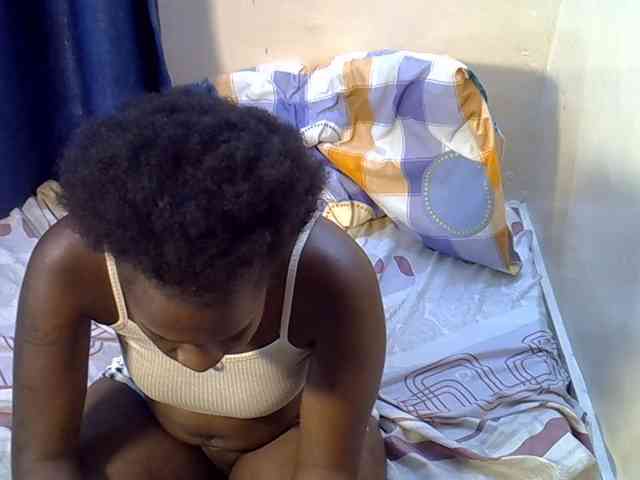 Nyangisexy1 webcam