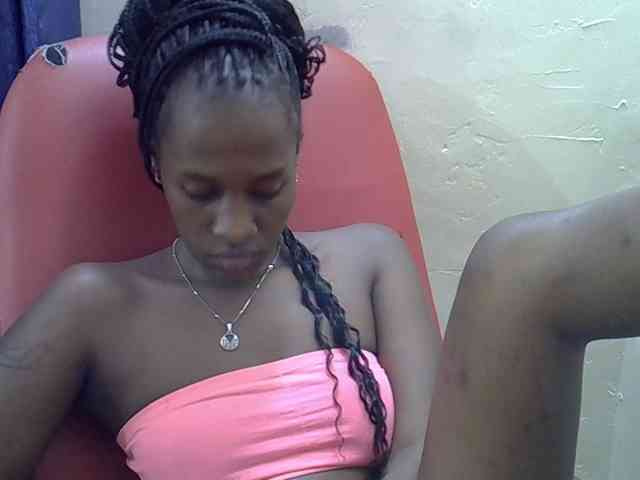 Nyangisexy1