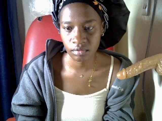 Nyangisexy1