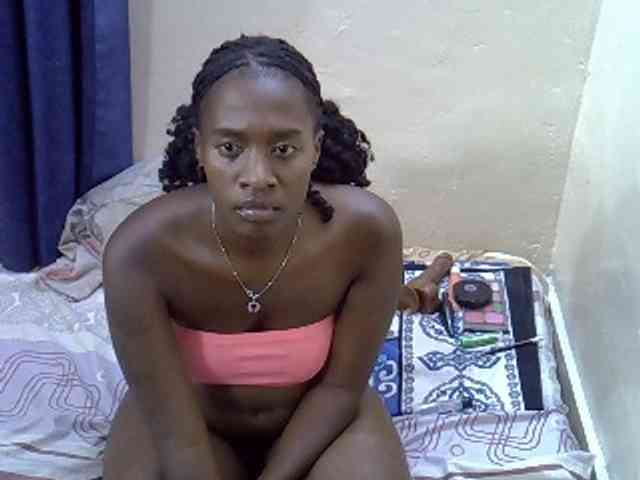 Nyangisexy1 webcam