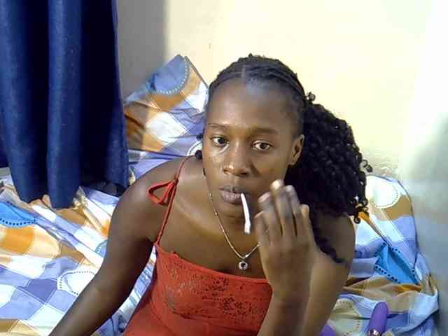 Nyangisexy1