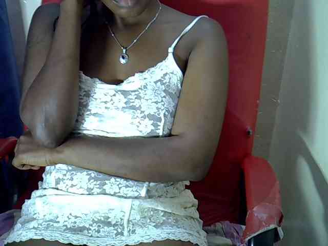 Nyangisexy1