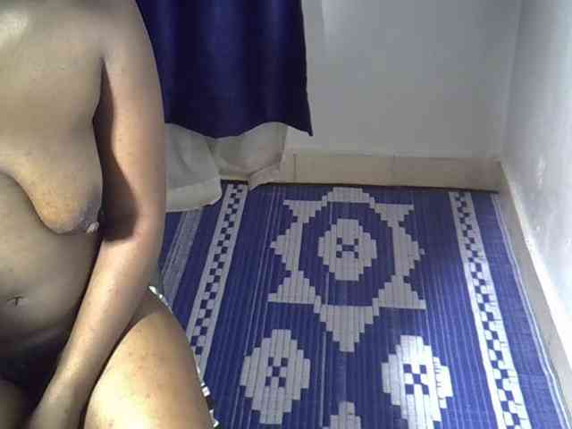 Nyangisexy1