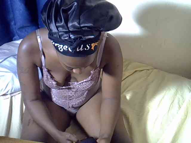 Nyangisexy1