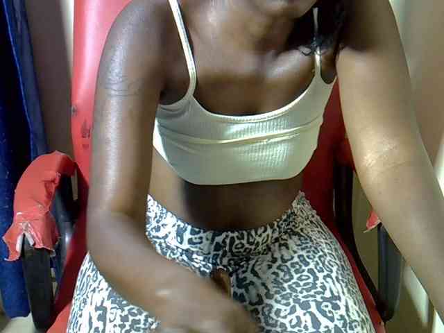 Nyangisexy1 webcam