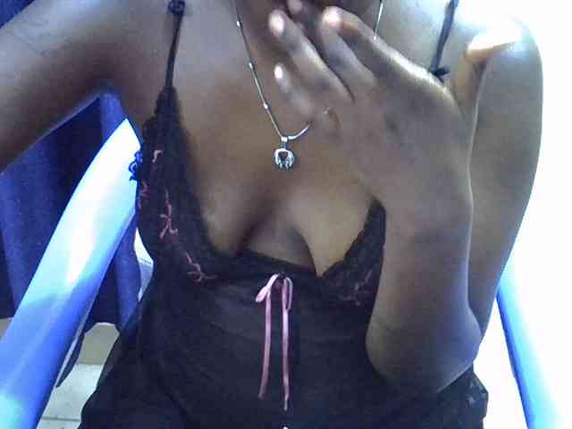 Nyangisexy1