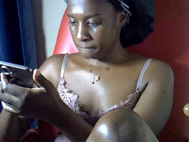 Nyangisexy1