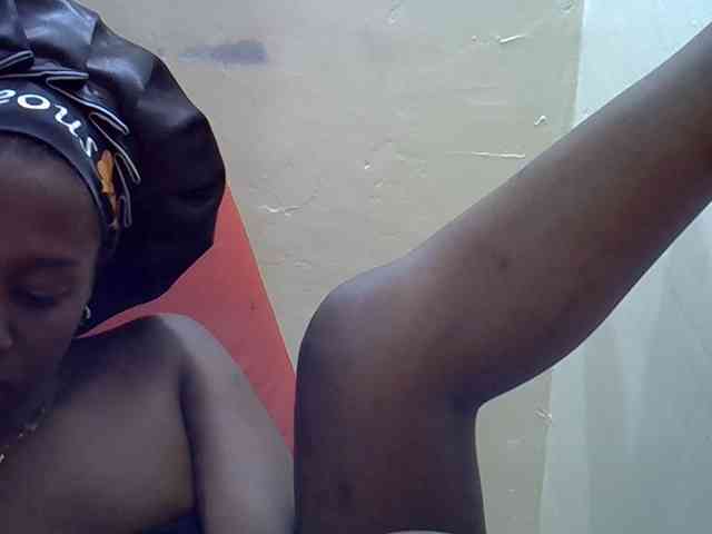 Nyangisexy1 webcam