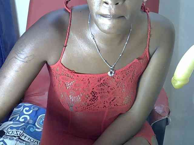 Nyangisexy1