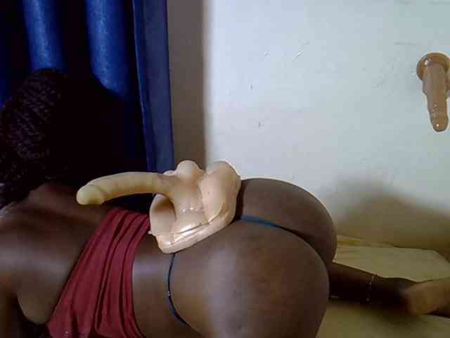 Nyangisexy1