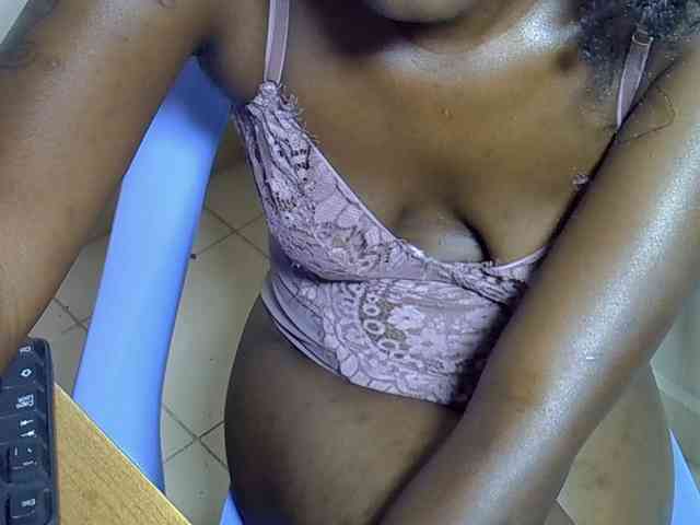 Nyangisexy1 webcam