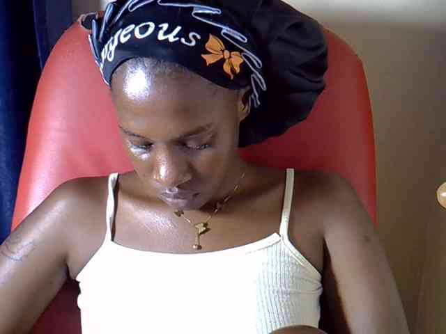 Nyangisexy1