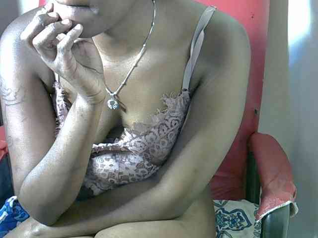 Nyangisexy1 webcam