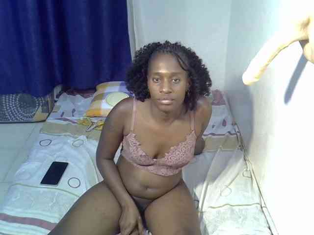 Nyangisexy1 webcam