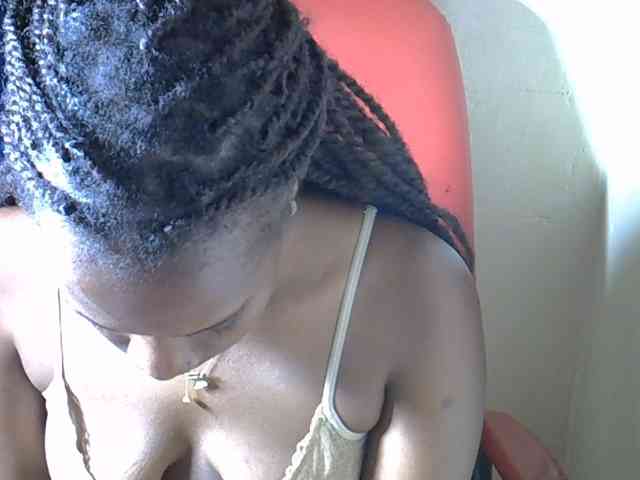Modella: Nyangisexy1