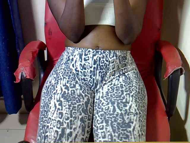 Nyangisexy1 webcam