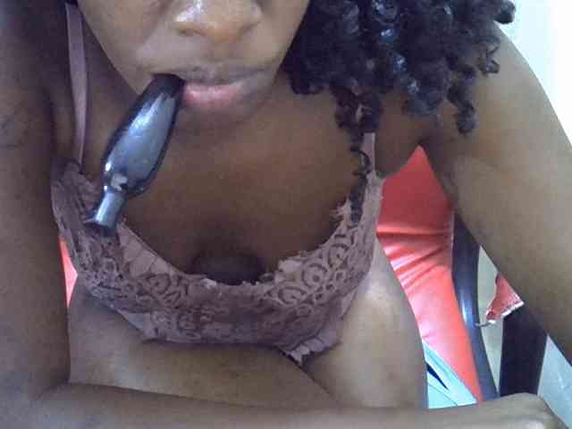 Nyangisexy1 webcam
