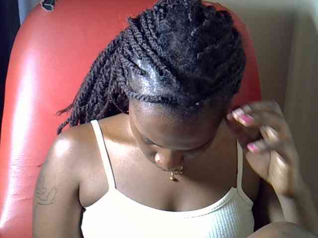 Nyangisexy1