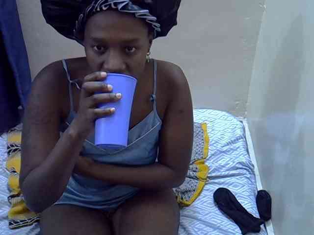 Nyangisexy1 webcam