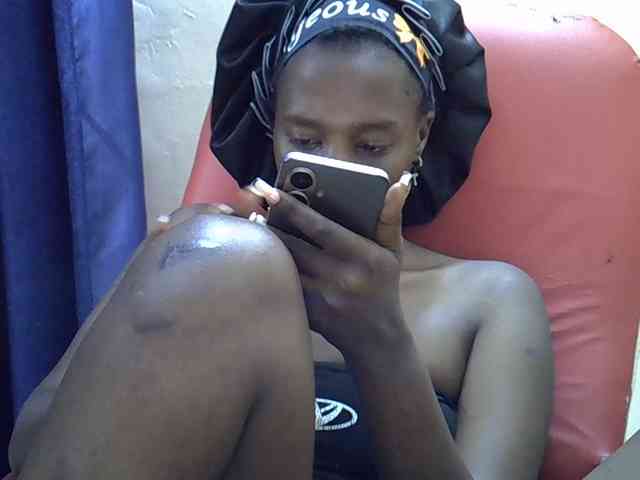 Nyangisexy1 webcam