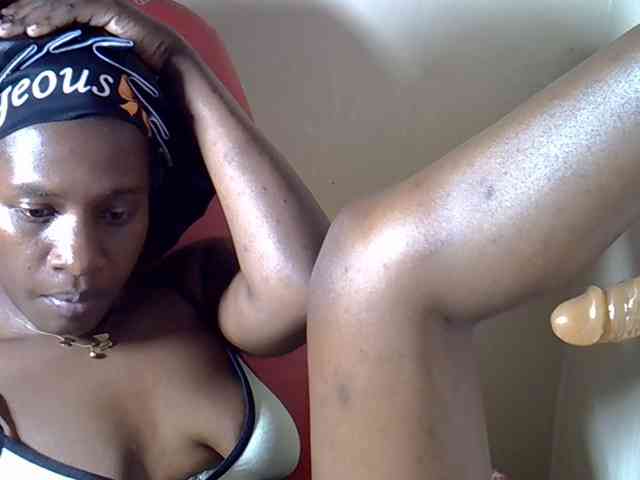 Nyangisexy1