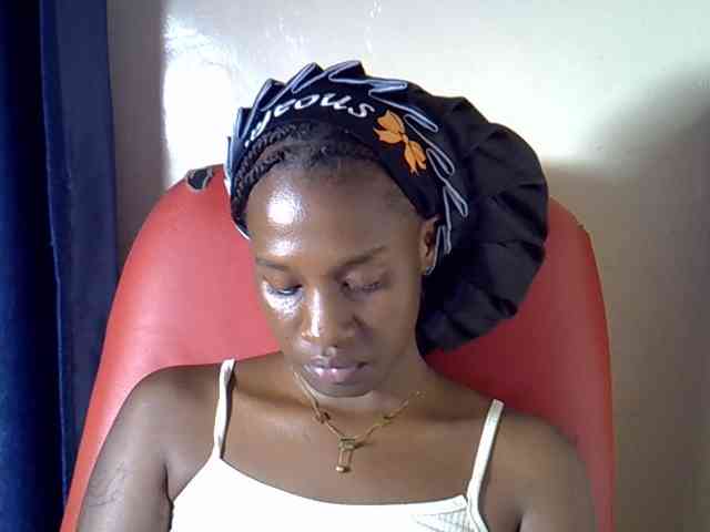 Nyangisexy1