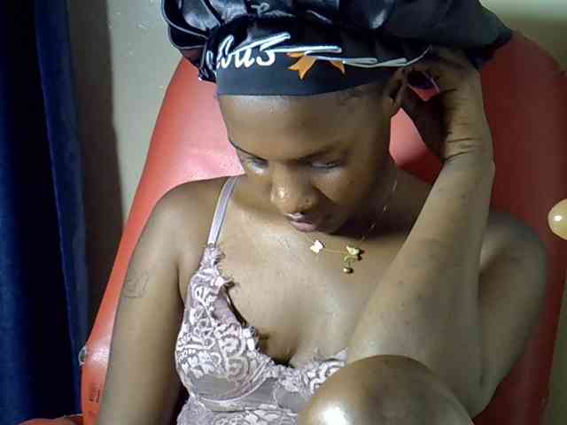 Nyangisexy1