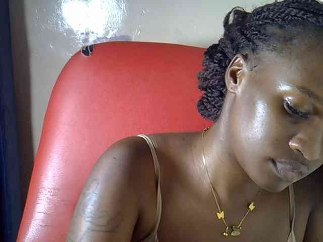 Nyangisexy1