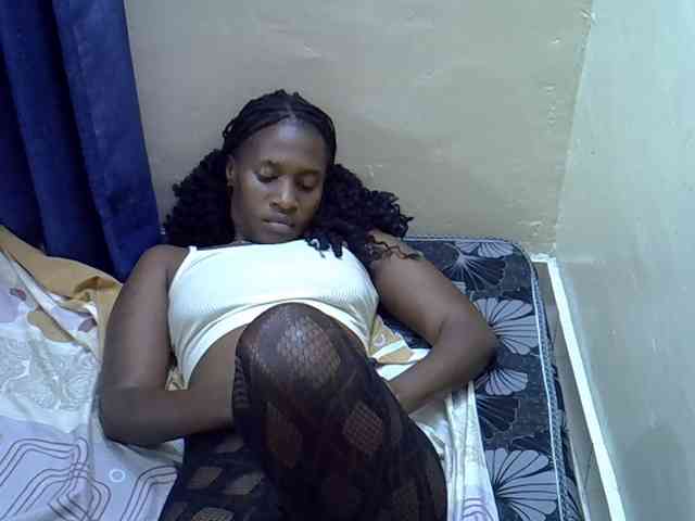 Nyangisexy1