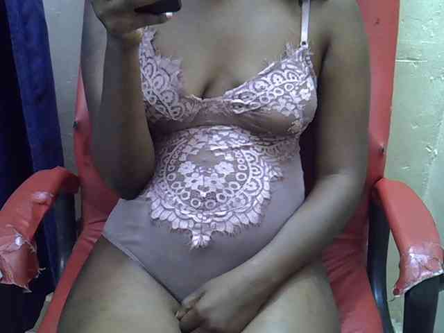 Nyangisexy1 webcam