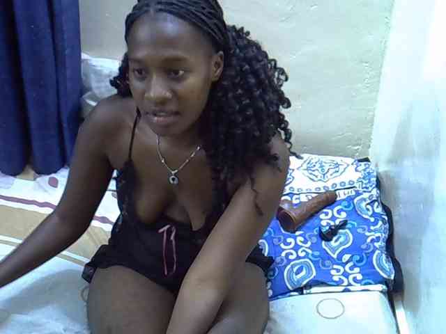 Nyangisexy1 webcam