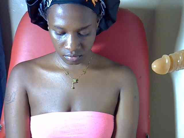 Nyangisexy1