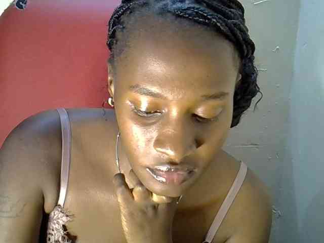 Nyangisexy1 webcam