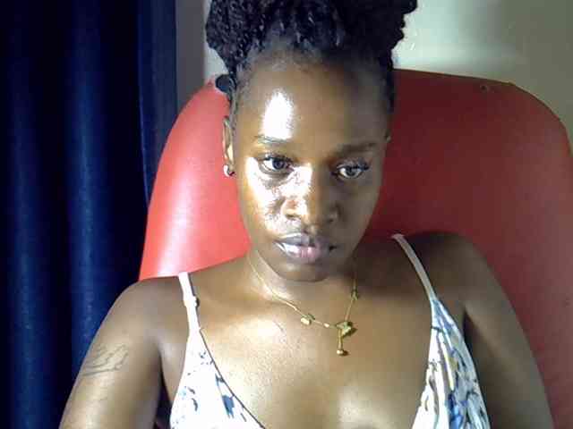 Nyangisexy1
