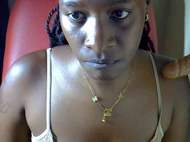 Nyangisexy1