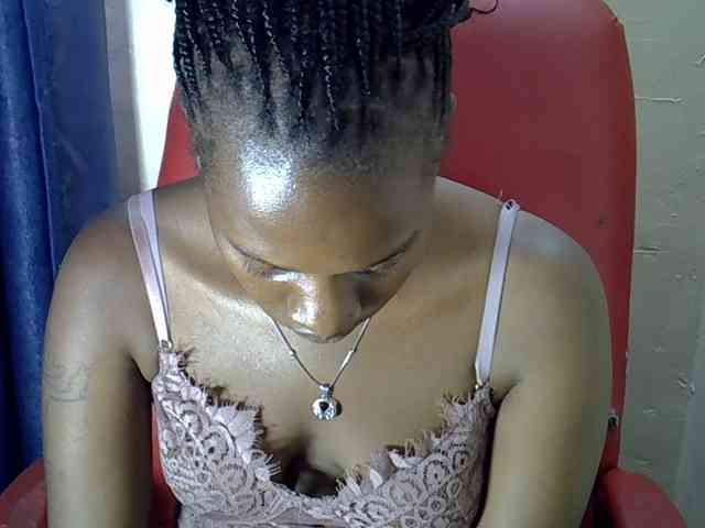 Nyangisexy1