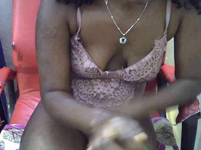 Nyangisexy1