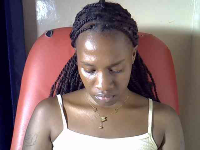Model: Nyangisexy1