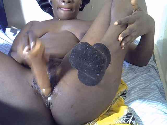 Nyangisexy1