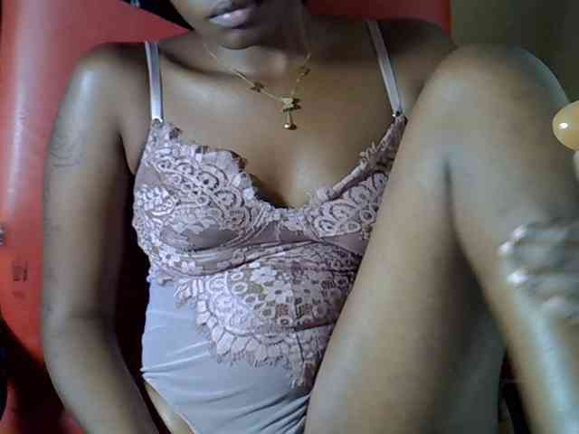 Nyangisexy1