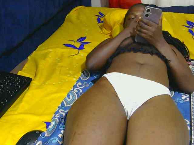 Nyangisexy1 webcam