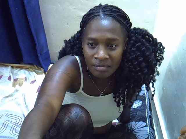 Nyangisexy1