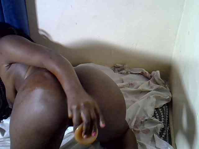 Nyangisexy1