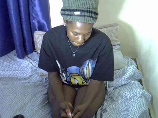 Nyangisexy1 webcam